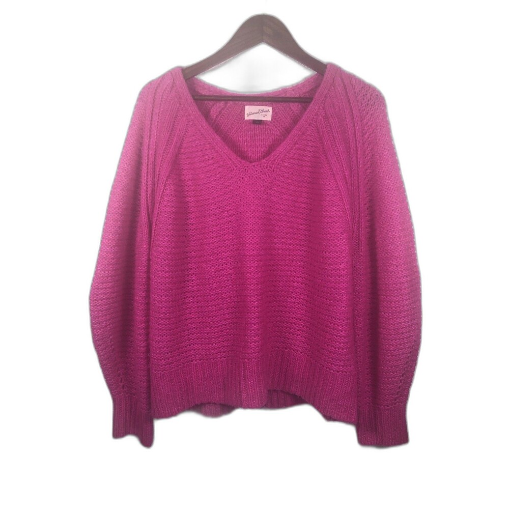Universal Thread Women's Oversized Chunky Knit Sweater in pink size Large